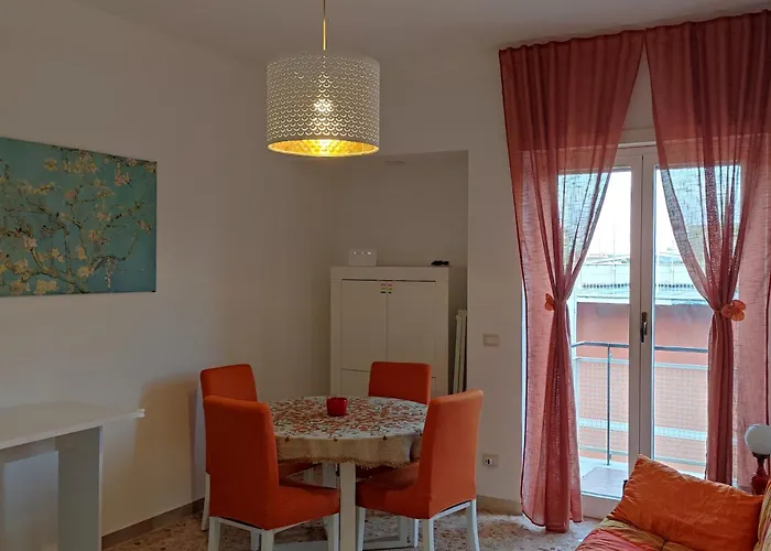 In Trastevere With Garage Apartment *