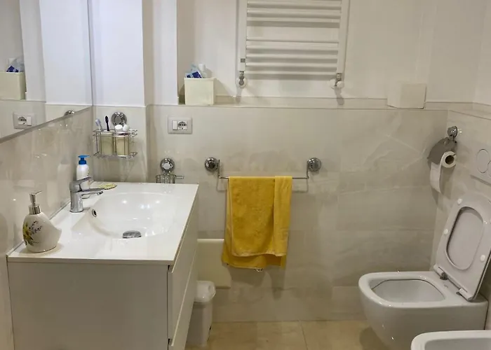 In Trastevere With Garage Apartment Rom
